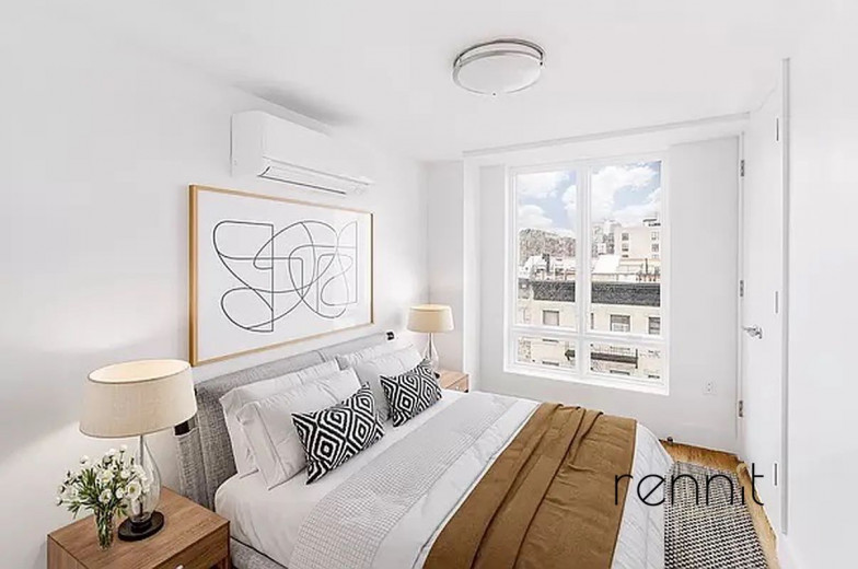 795 Franklin Ave, Apt 2B Image 2