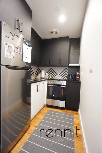 795 Franklin Ave, Apt 2B Image 14