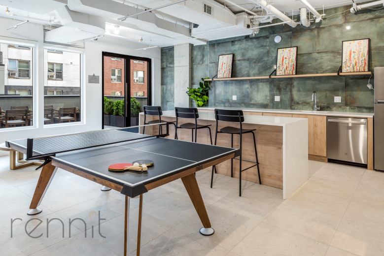 58 Vanderbilt Ave, Apt 4Q Image 11
