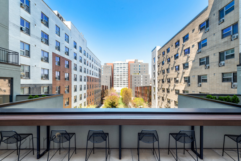 58 Vanderbilt Ave, Apt 4Q Image 23