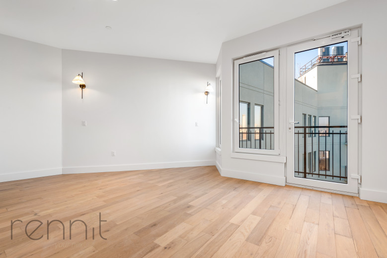 58 Vanderbilt Ave, Apt 6P Image 5