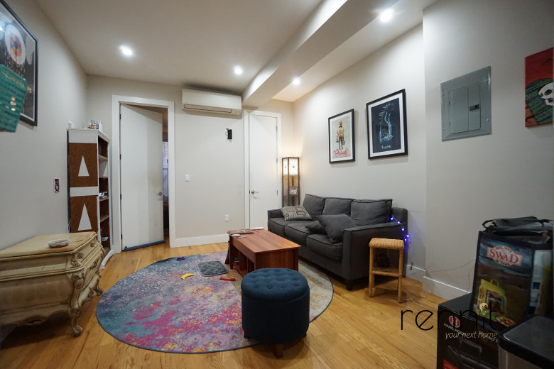 26 Irving Ave, Apt 1R Image 1
