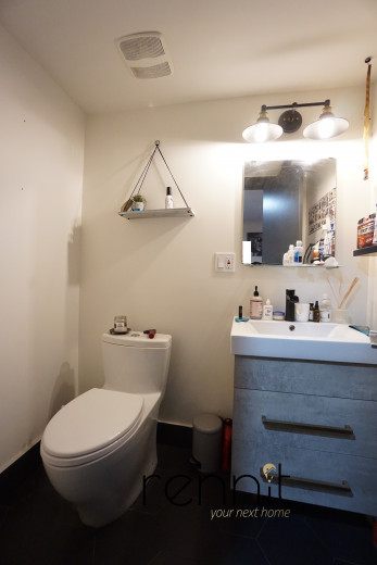 26 Irving Ave, Apt 1R Image 14