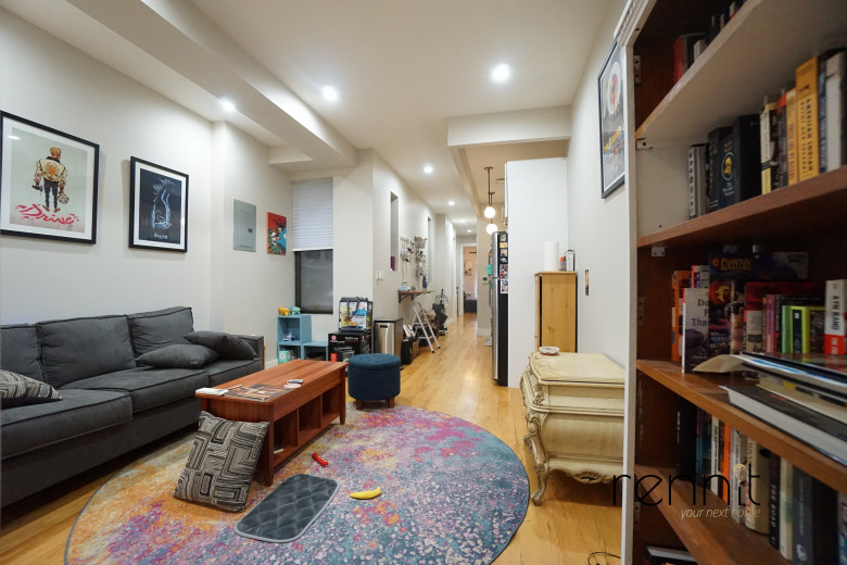 26 Irving Ave, Apt 1R Image 19