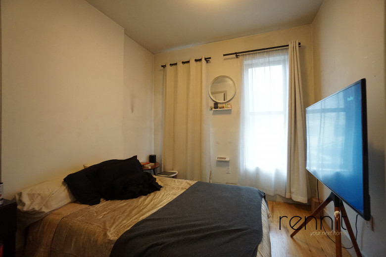 26 Irving Ave, Apt 1R Image 8