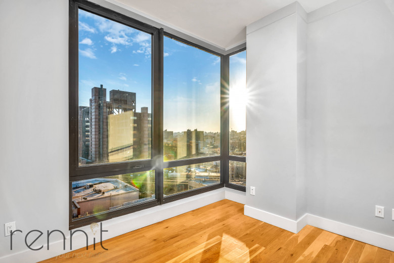 31 Debevoise St, Apt 8B Image 3
