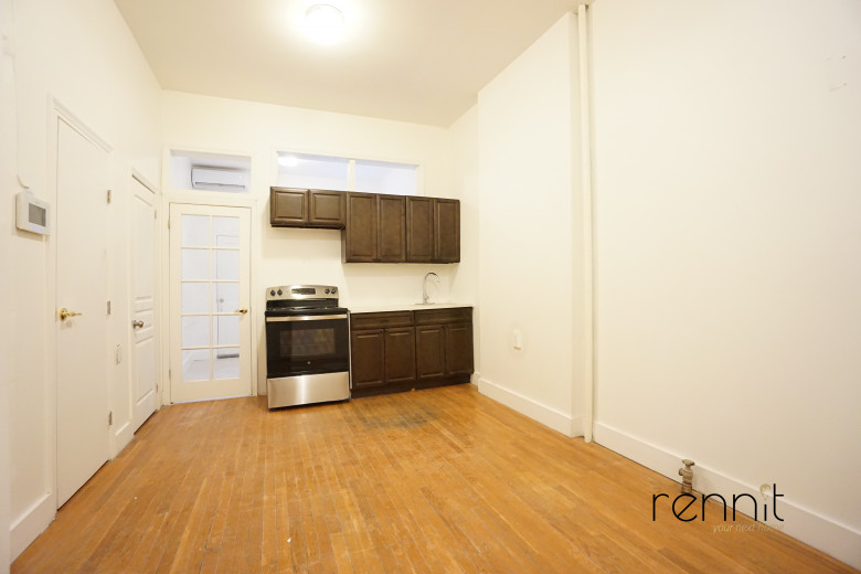 217 Ralph Ave, Apt 1R Image 2