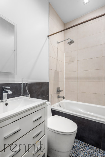259 Boerum St, Apt 1 Image 7