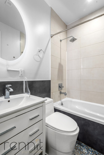 259 Boerum St, Apt 1 Image 9