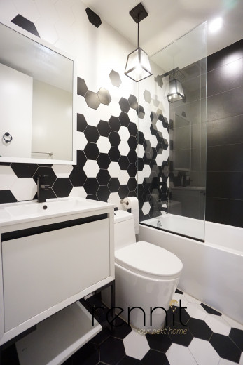 816 St Johns Pl, Apt 3F Image 6